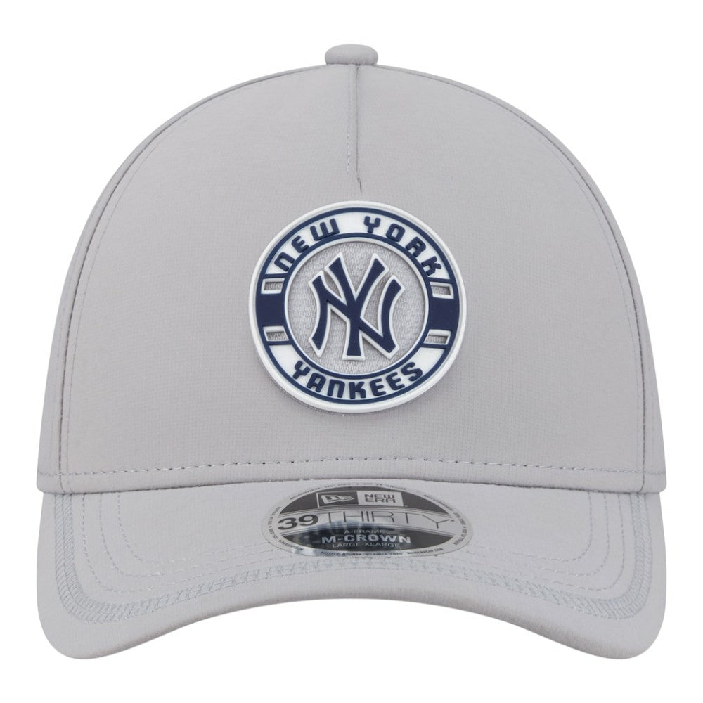 New York Yankees Patch 39THIRTY A-Frame M-Crown Perforated Flex Hat - Gray | New Era