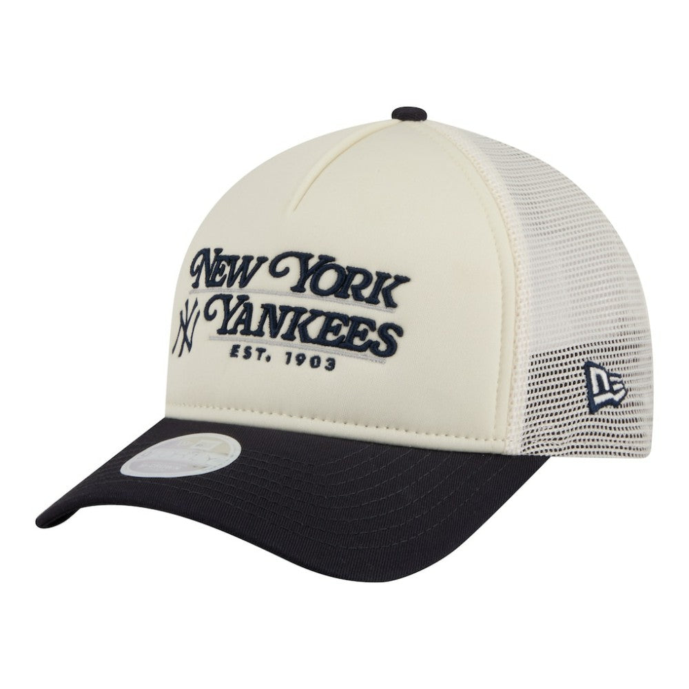 New York Yankees Women's Retro 9FORTY M-Crown A-Frame Trucker Adjustable Hat - Light Beige/Navy | New Era