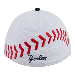 New York Yankees Youth Baseball 39THIRTY M-Crown Flex Hat - White/Navy | New Era