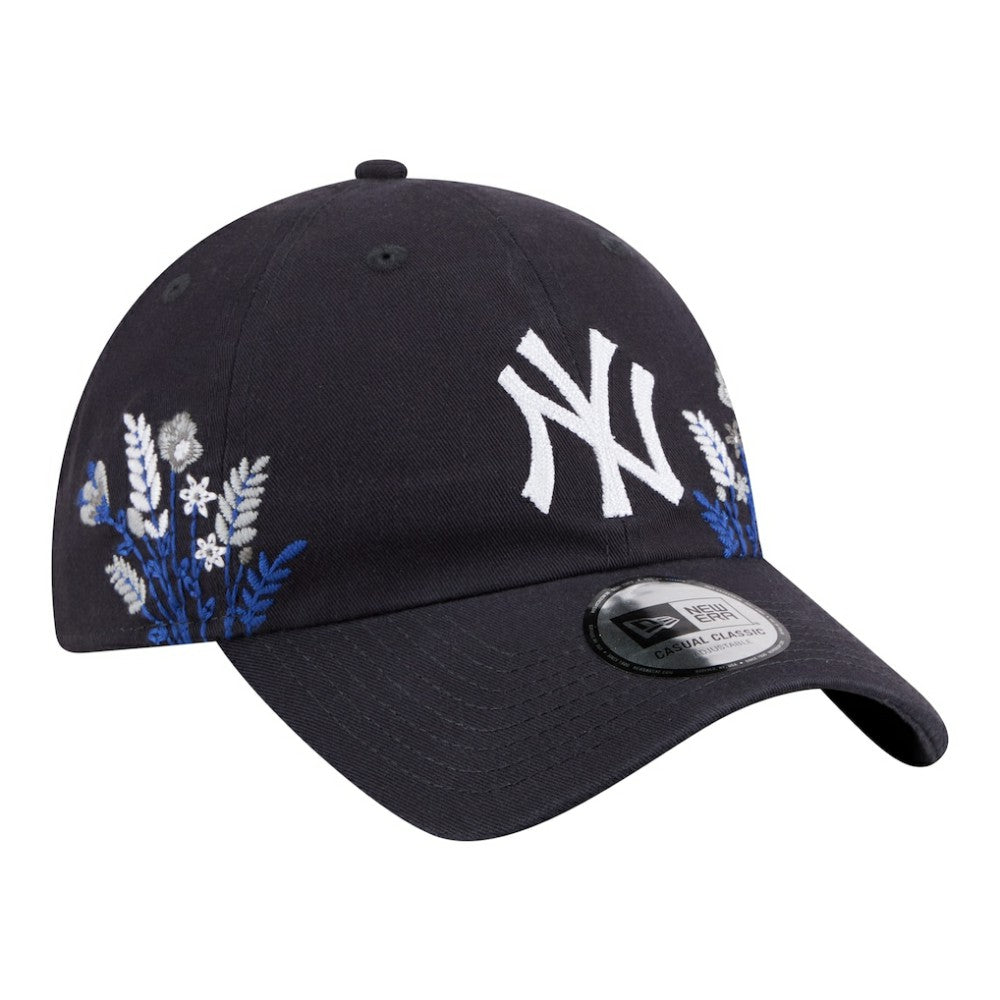 New York Yankees Women's Wildflower Casual Classic Adjustable Hat - Navy | New Era