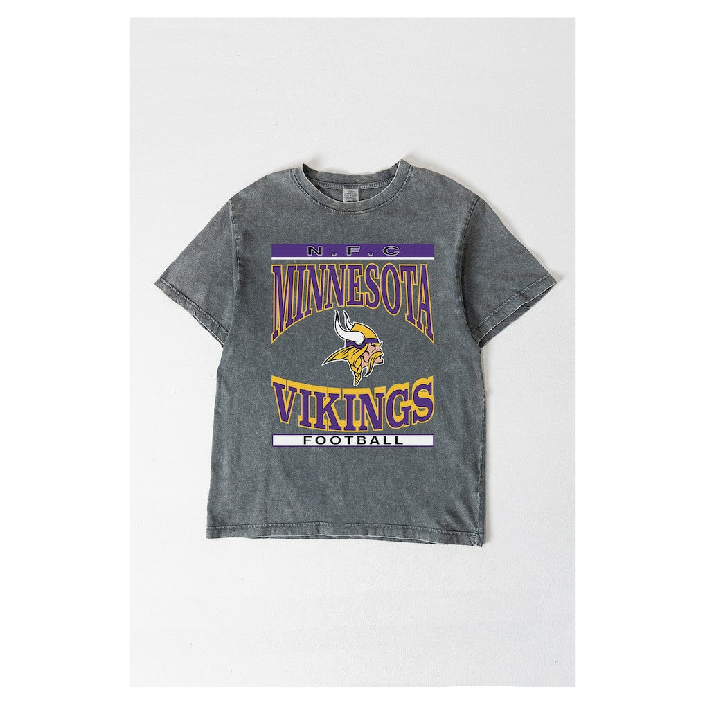 Minnesota Vikings Gameday Couture Women's Oversized Classic Grind Washed T-Shirt - Gray discount