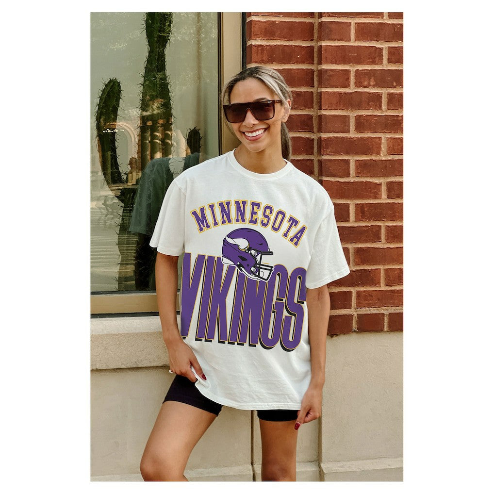 Minnesota Vikings Gameday Couture Women's Oversized Classic Fierce Focus T-Shirt - White sale
