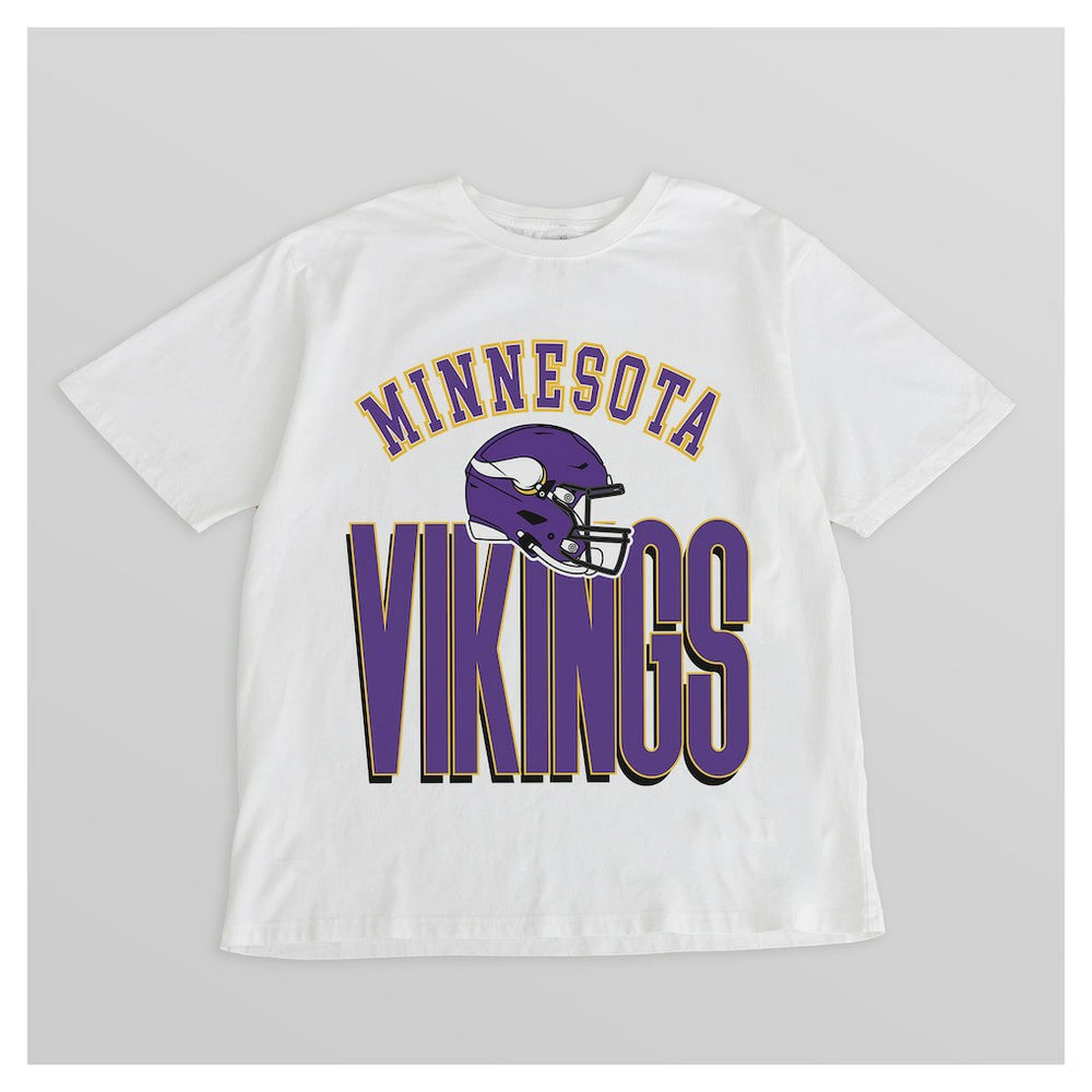 Minnesota Vikings Gameday Couture Women's Oversized Classic Fierce Focus T-Shirt - White sale