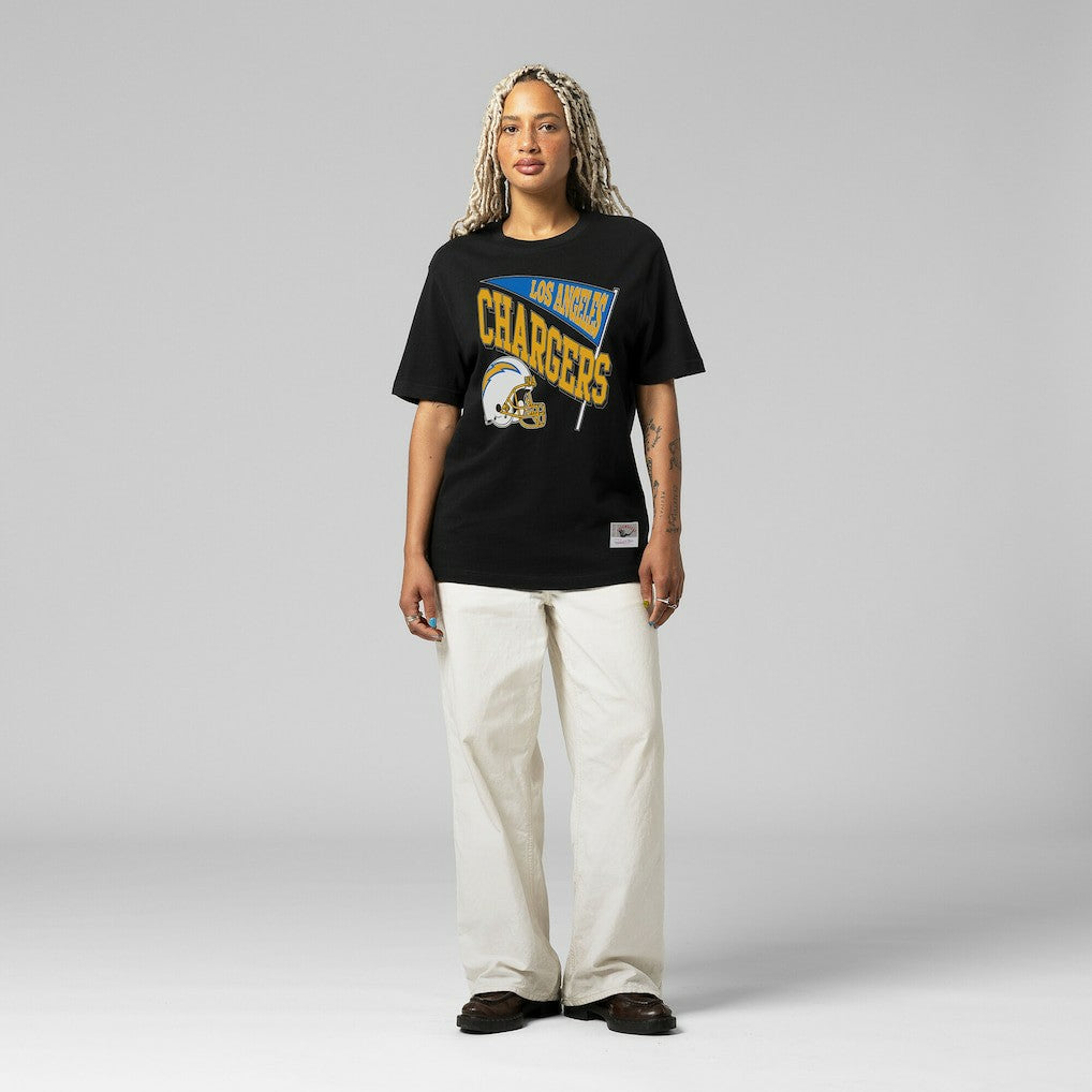 Los Angeles Chargers Women's Team Dynamic Boyfriend T-Shirt - Black discount