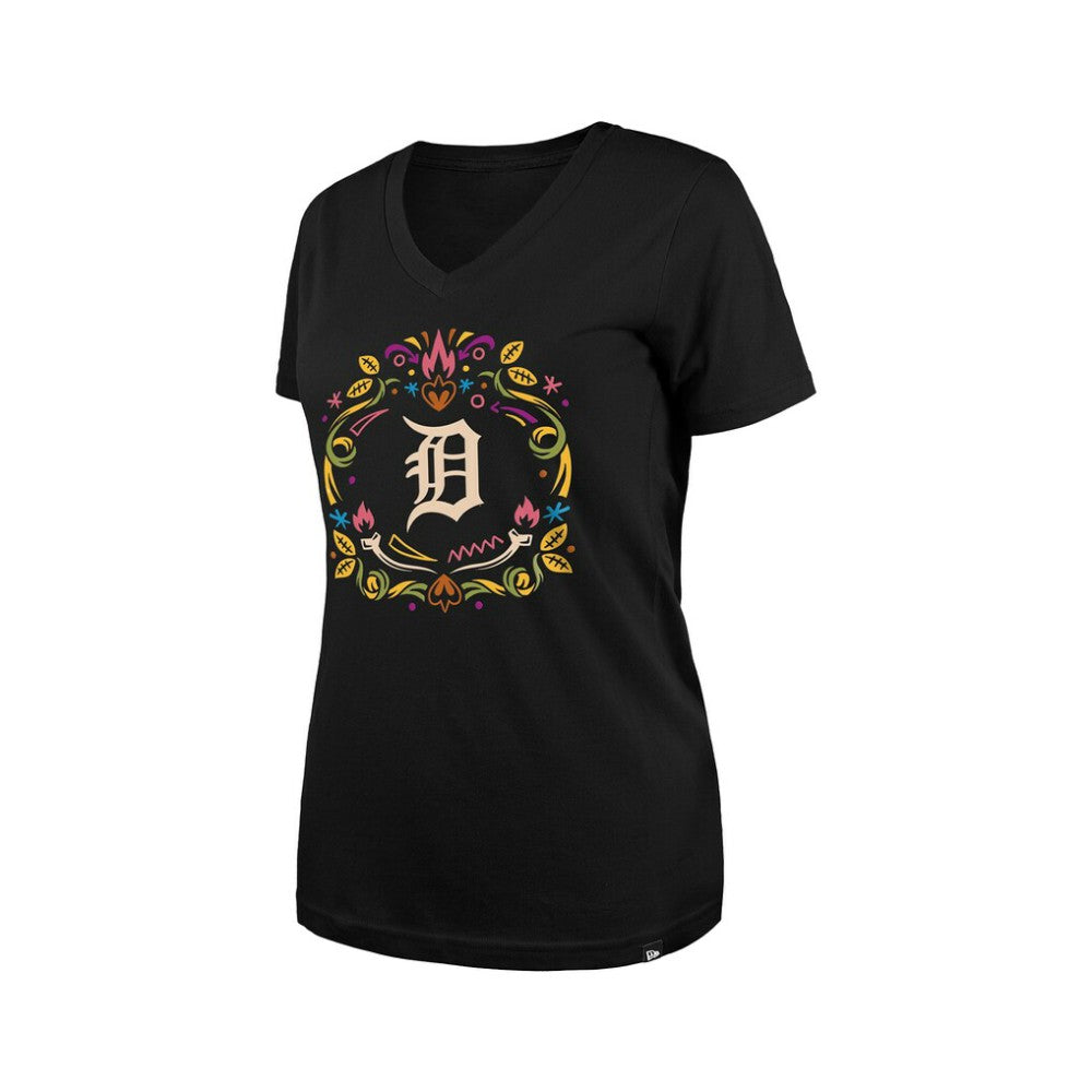 Detroit Tigers Women's Día de los Muertos V-Neck T-Shirt - Black | New Era