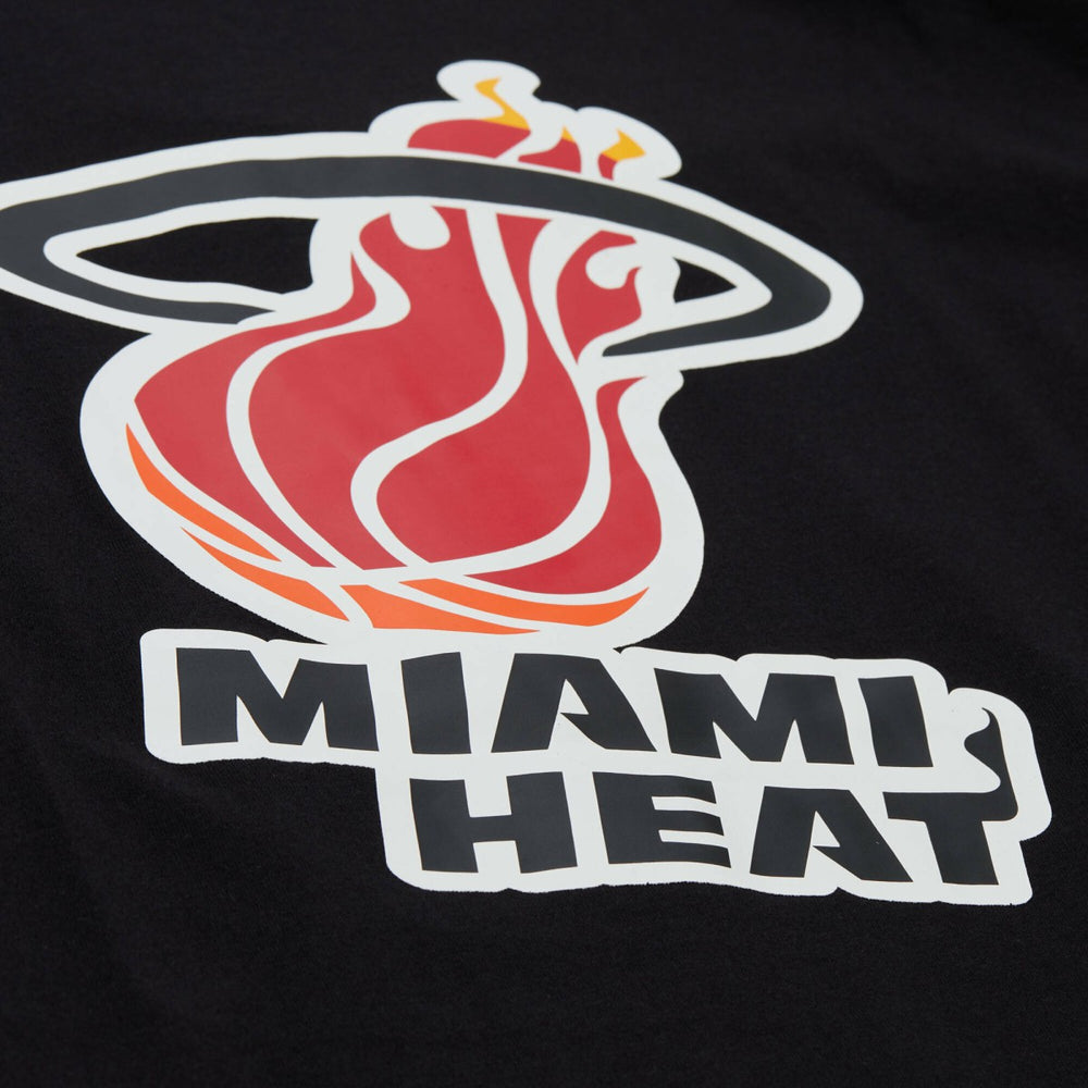 Miami Heat Unisex Playmaker Vintage Logo T-Shirt - Black | Mitchell & Ness for sale