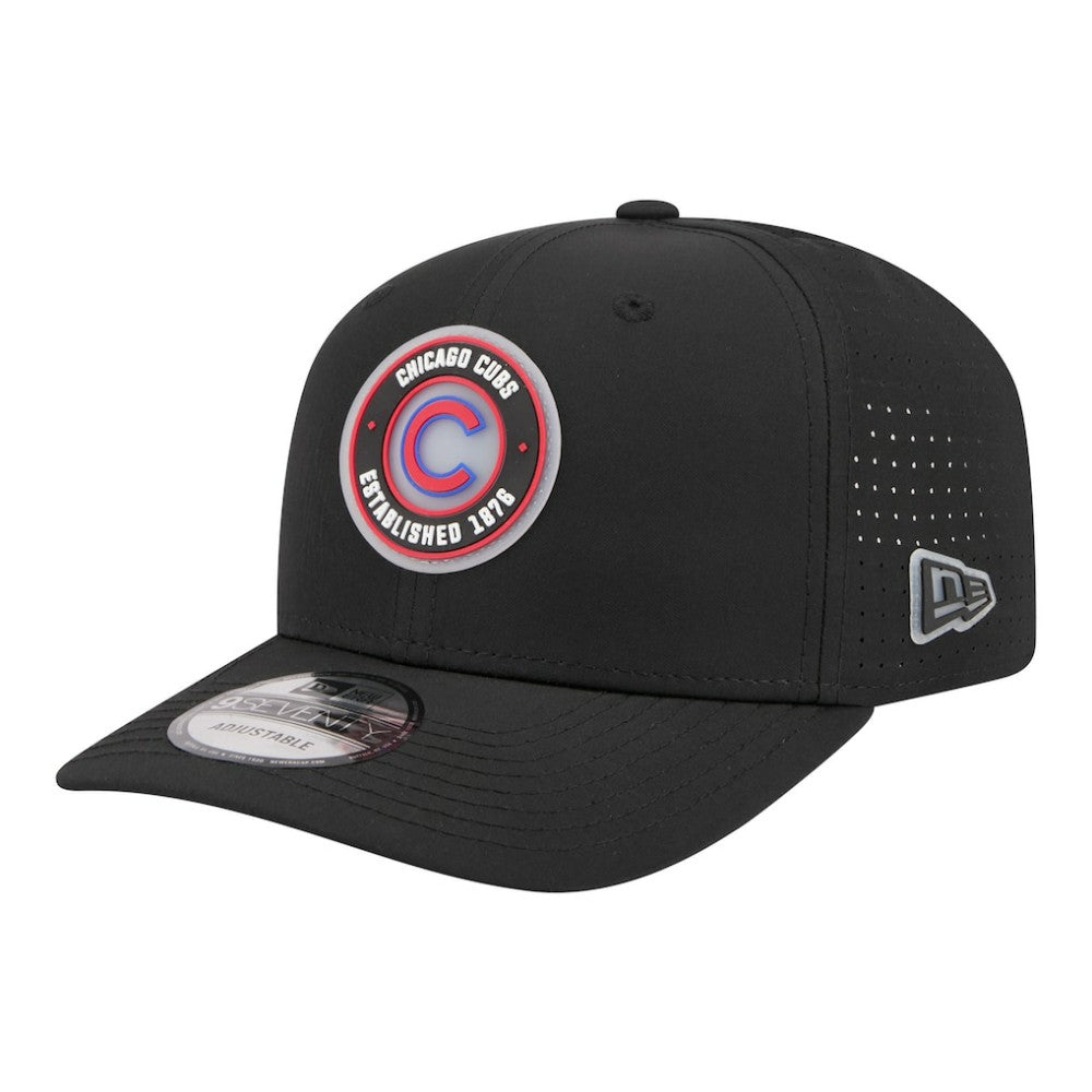 Chicago Cubs Circle 9SEVENTY Adjustable Hat - Black | New Era