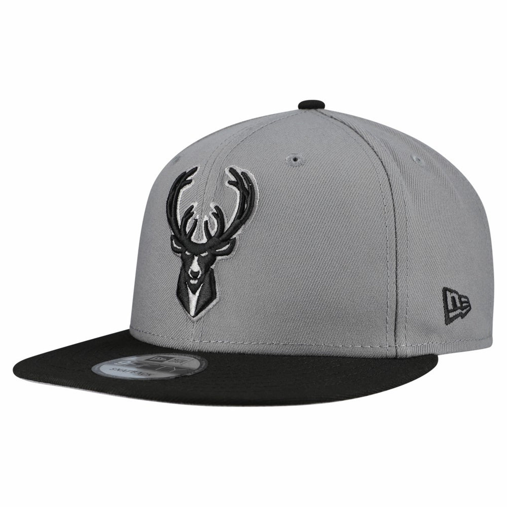 Milwaukee Bucks Core Logo Storm Gray Two-Tone 9FIFTY Snapback Hat - Gray | New Era shop