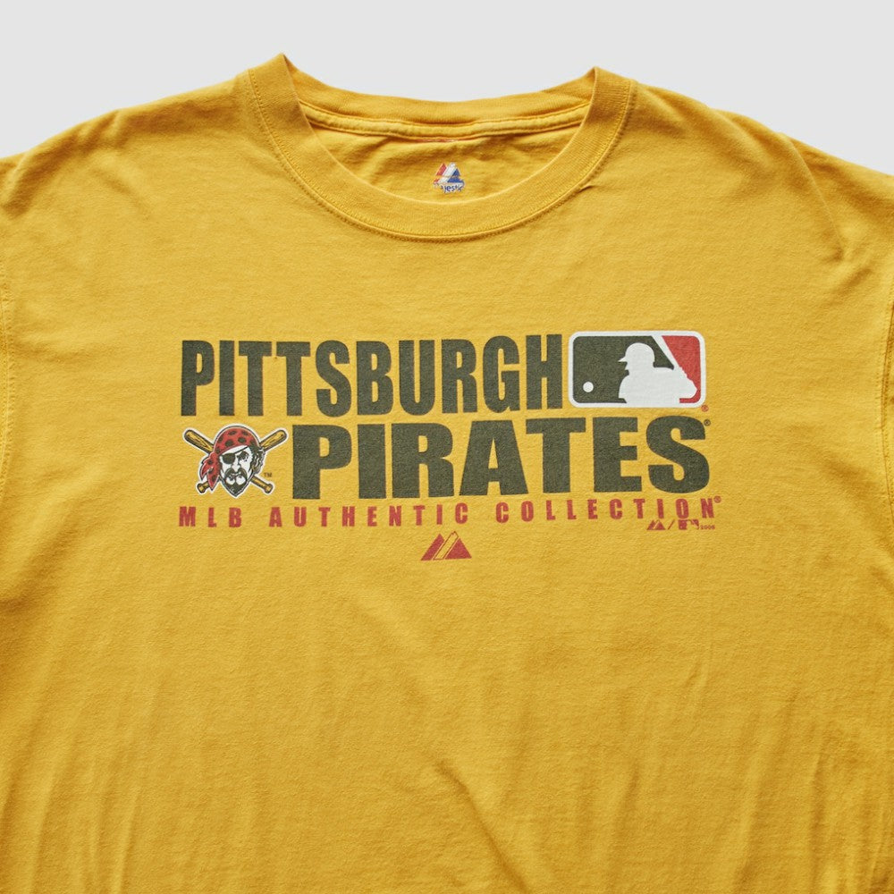 Pittsburgh Pirates Majestic 2008 T-Shirt - Yellow Vintage