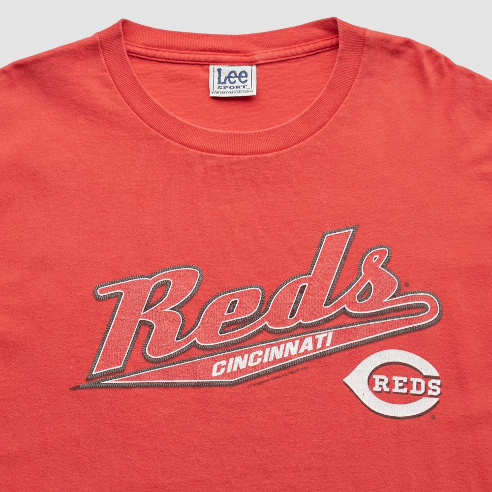 Cincinnati Reds Lee Apparel 2000s T-Shirt - Red Vintage