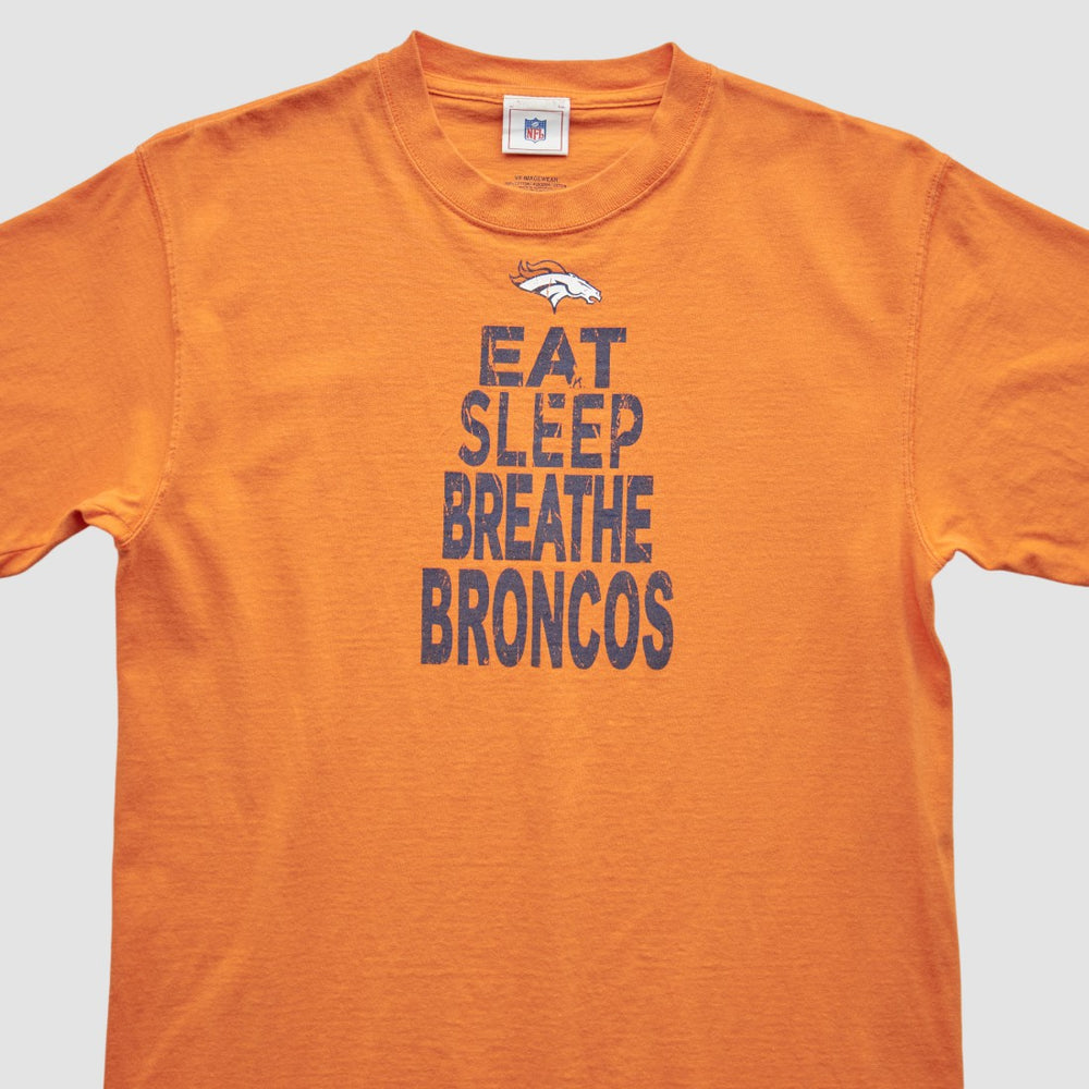 Denver Broncos NFL 2000s T-Shirt - Orange Vintage outlet