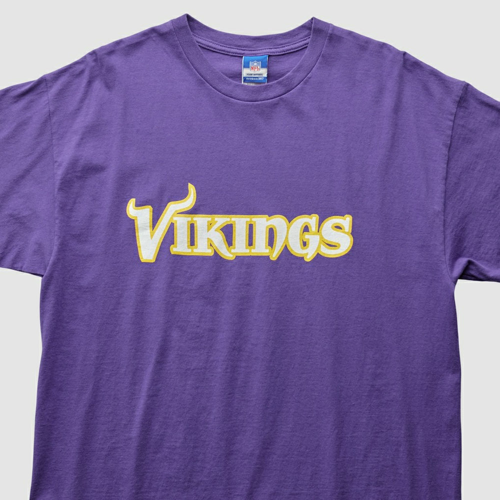 Minnesota Vikings Reebok 2000s T-Shirt - Purple Vintage for sale