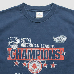Boston Red Sox Dynasty 2004 T-Shirt - Navy Vintage