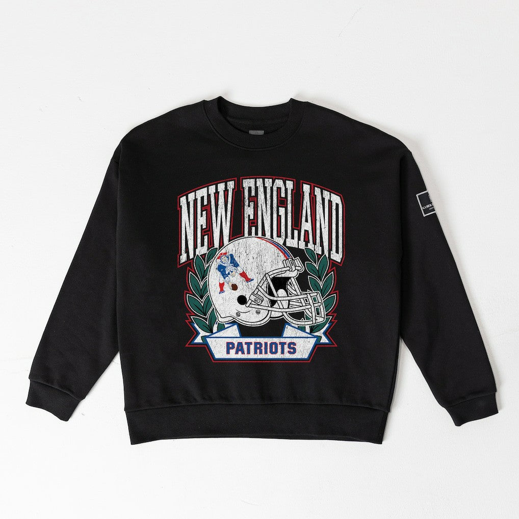 New England Patriots Gameday Couture Women's Oversized Victory Lane Black Label Premium Fleece Sweatshirt - Black outlet