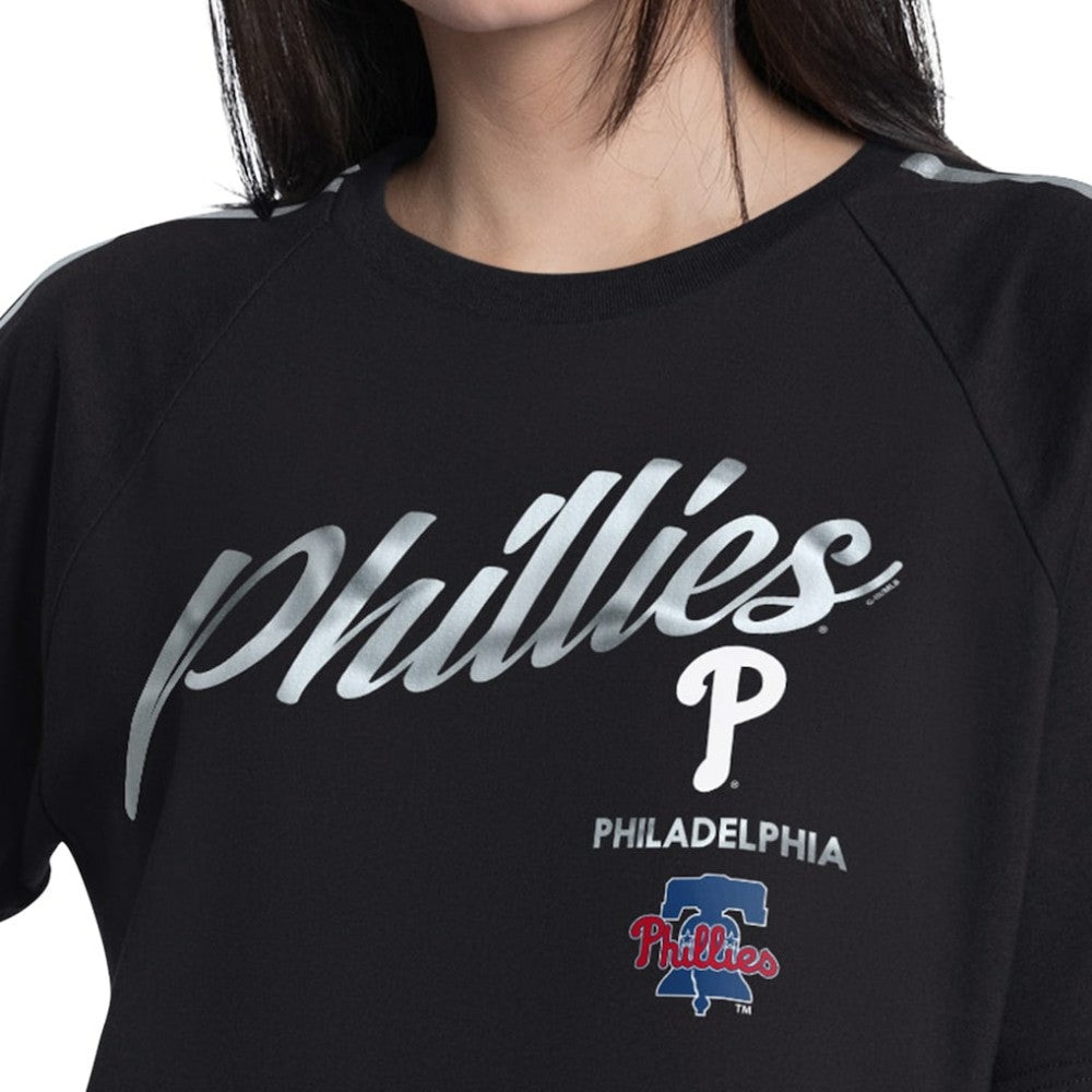 Philadelphia Phillies G-III 4Her by Carl Banks Women's Classic Play Cropped T-Shirt - Black