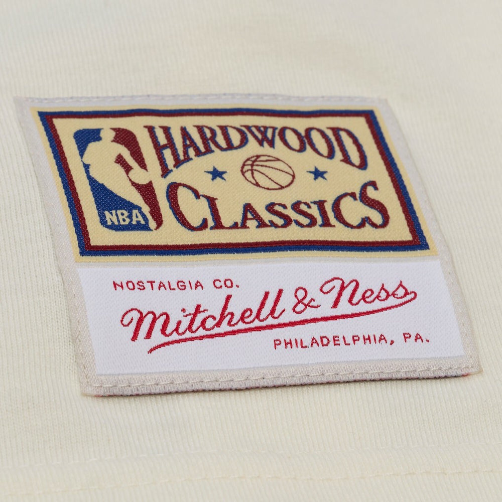 Chicago Bulls Hardwood Classics Chainstitch Premium T-Shirt sale - Cream | Mitchell & Ness online