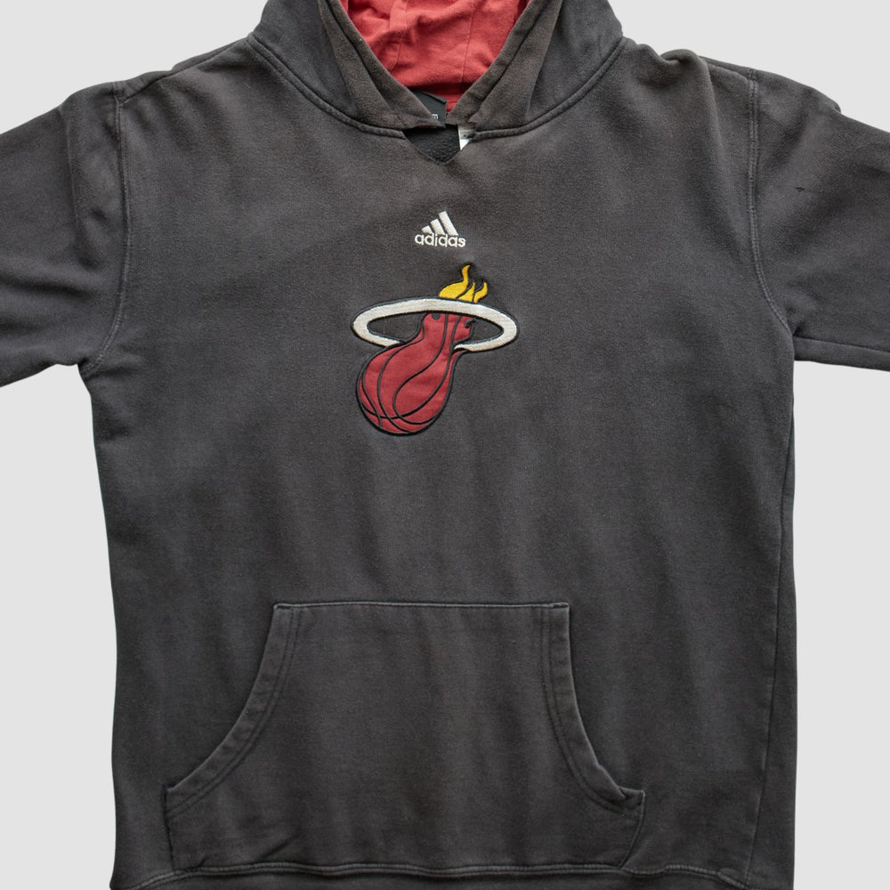Miami Heat 2000s Pullover Sweatshirt - Charcoal Vintage | Adidas shop