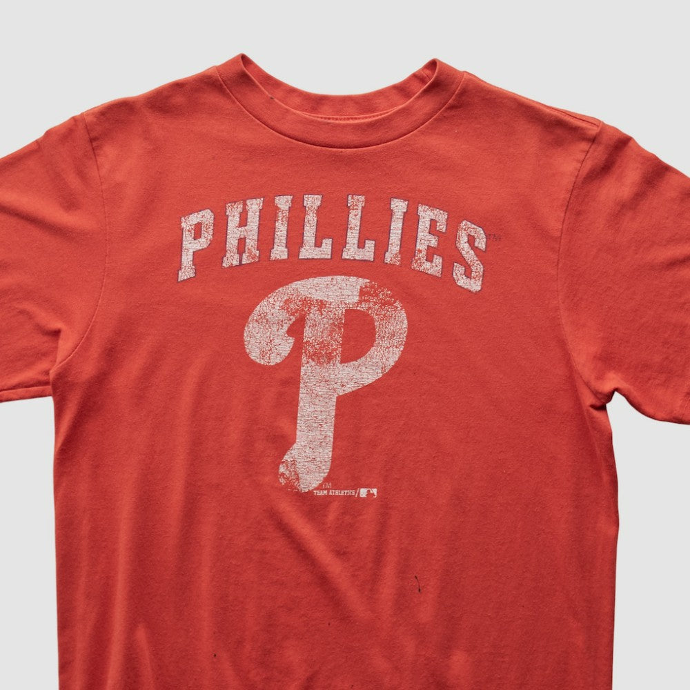 Philadelphia Phillies Team Athletics 2000s T-shirt - Red Vintage