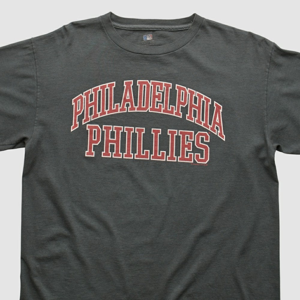 Philadelphia Phillies 2000s T-shirt - Charcoal Vintage