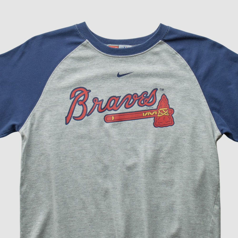 Atlanta Braves 2000s T-shirt - Gray Vintage | Nike