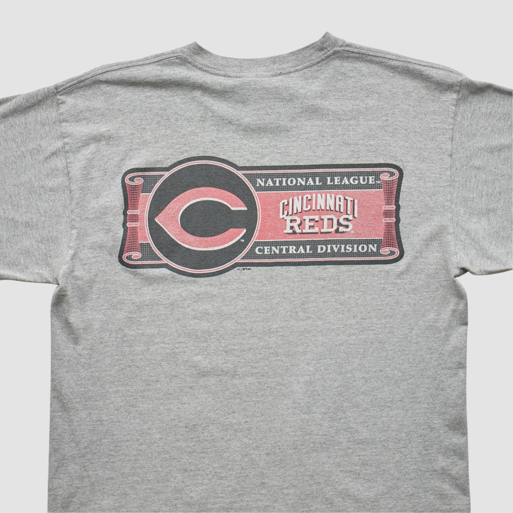 Cincinnati Reds 2000s T-shirt - Heather Gray Vintage | Nike
