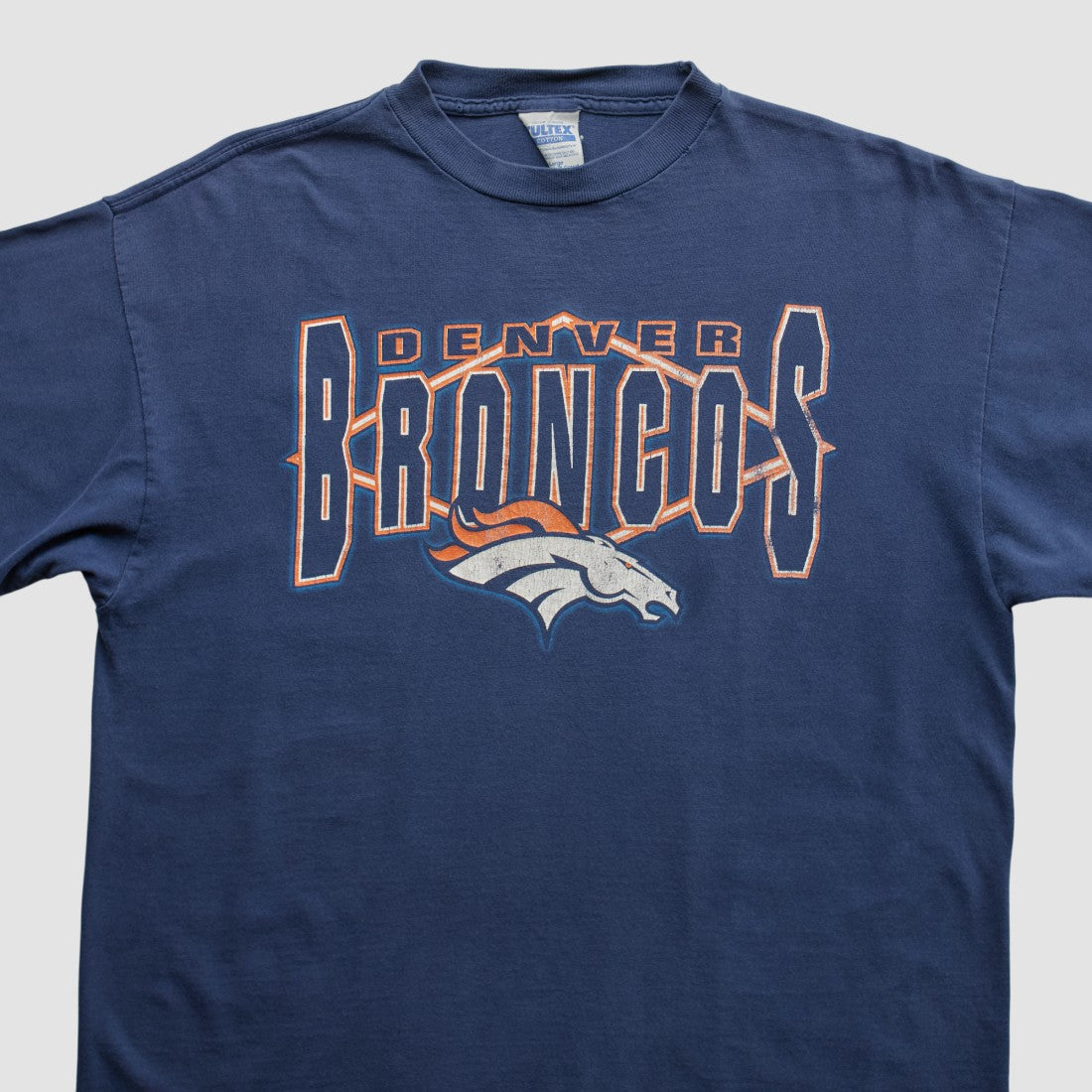 Denver Broncos Tultex 90s T-shirt - Navy Vintage sale