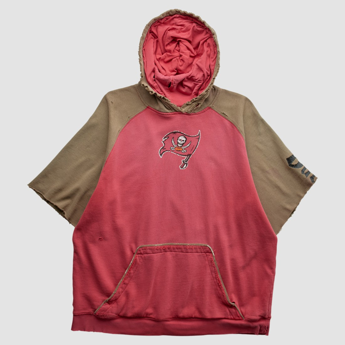 Tampa Bay Buccaneers Reebok 2000s Hooded Pullover Sweatshirt - Red Vintage sale