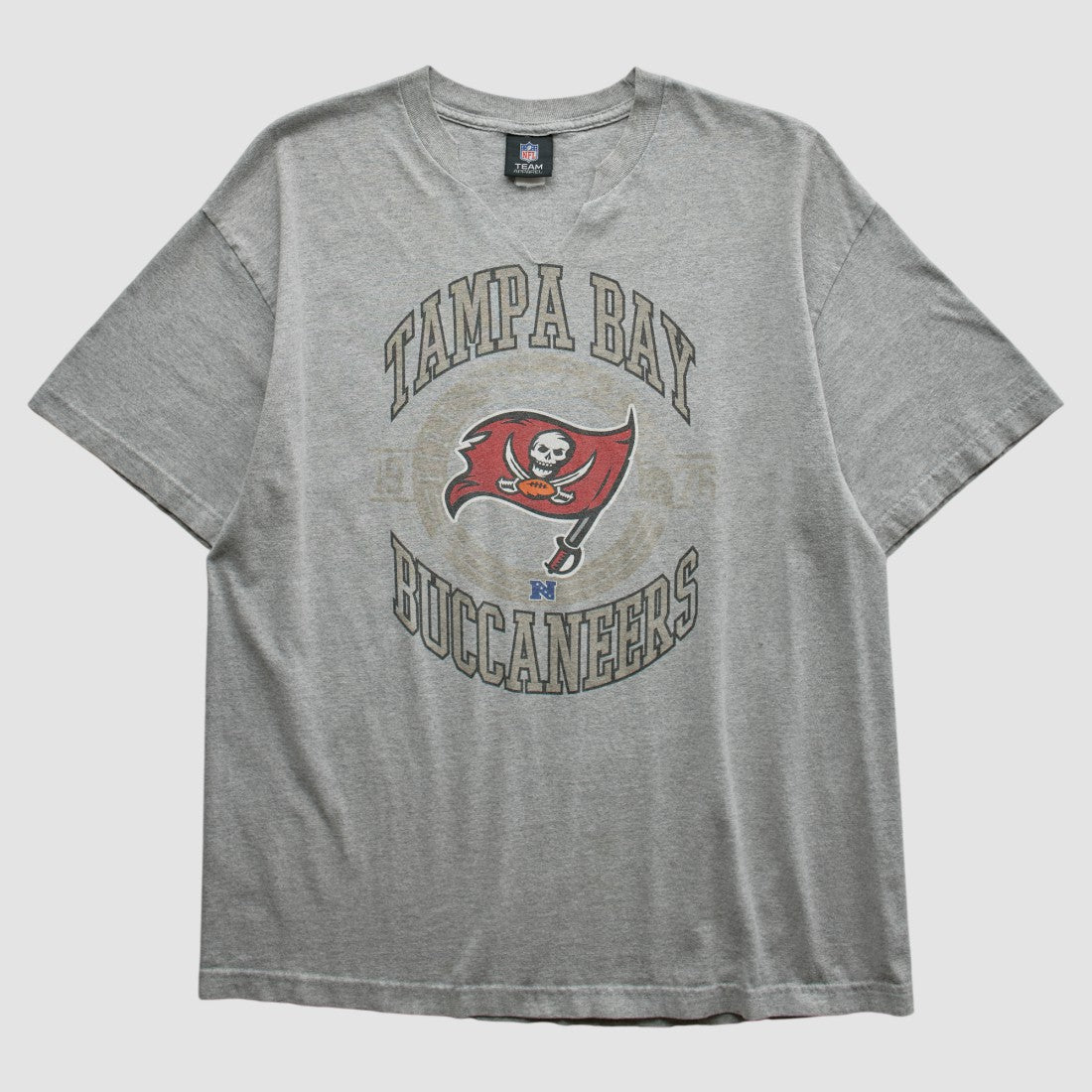 Tampa Bay Buccaneers Team Edition Apparel 2010s T-shirt - Heather Gray Vintage sale