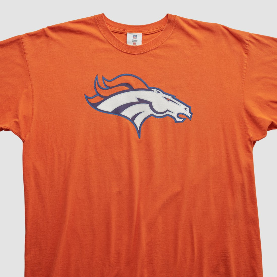 Denver Broncos NFL 2000s T-shirt - Orange Vintage sale