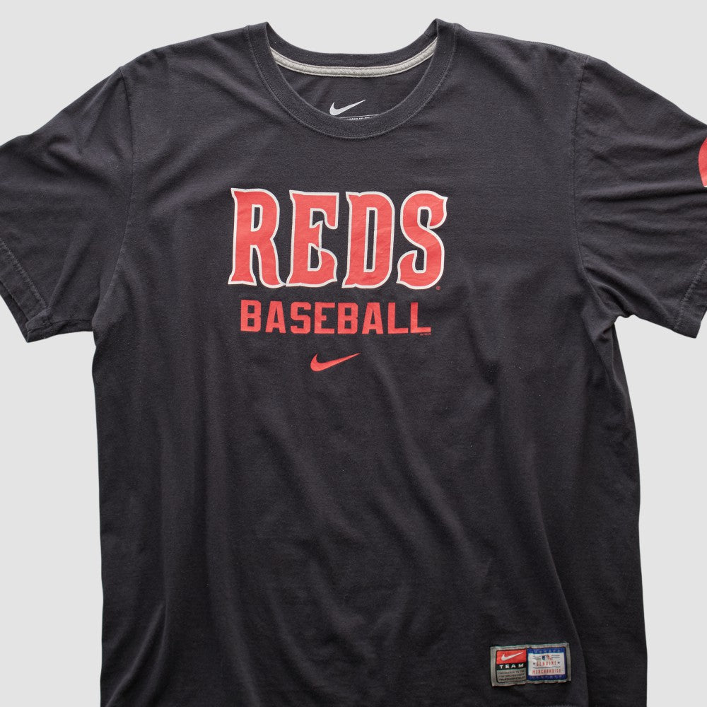 Cincinnati Reds 2010s T-shirt - Black Vintage | Nike