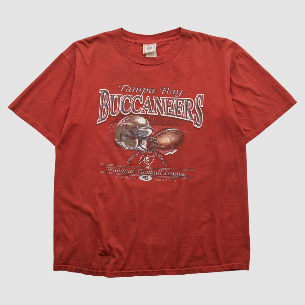 Tampa Bay Buccaneers NFL 2000s T-shirt - Red Vintage on sale