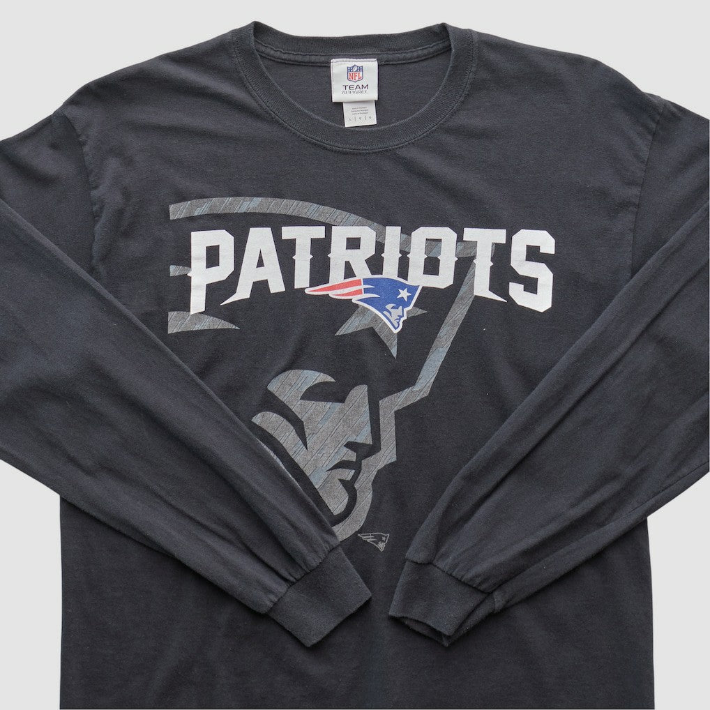 New England Patriots NFL 2010s Long Sleeve T-shirt - Black Vintage on sale