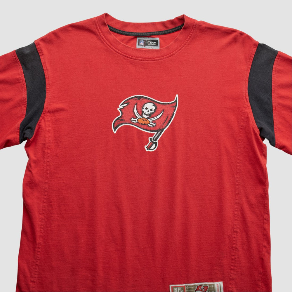 Tampa Bay Buccaneers NFL 2000s T-shirt - Red Vintage for sale