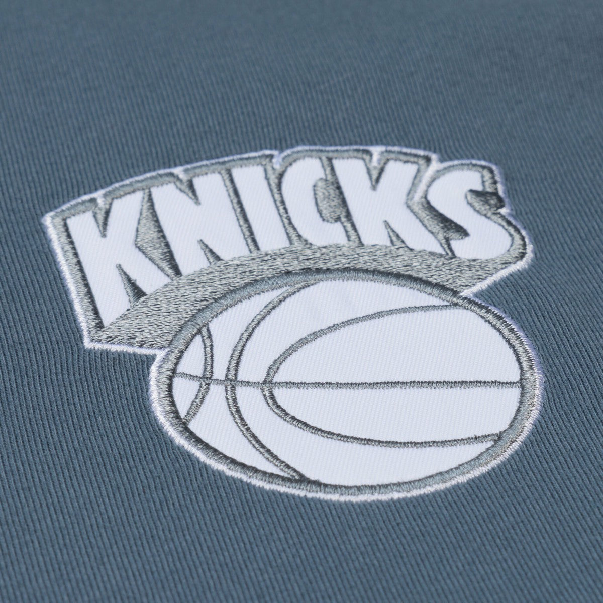 New York Knicks Thunderstorm T-Shirt - Blue | Mitchell & Ness sale