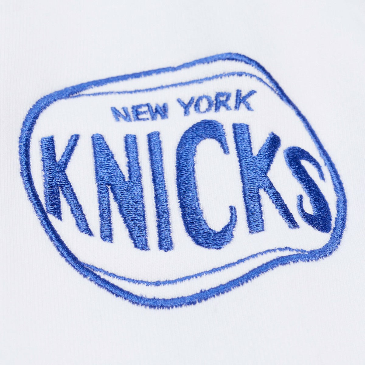 New York Knicks Arctic Fleece Sweatshirt - White | Mitchell & Ness outlet