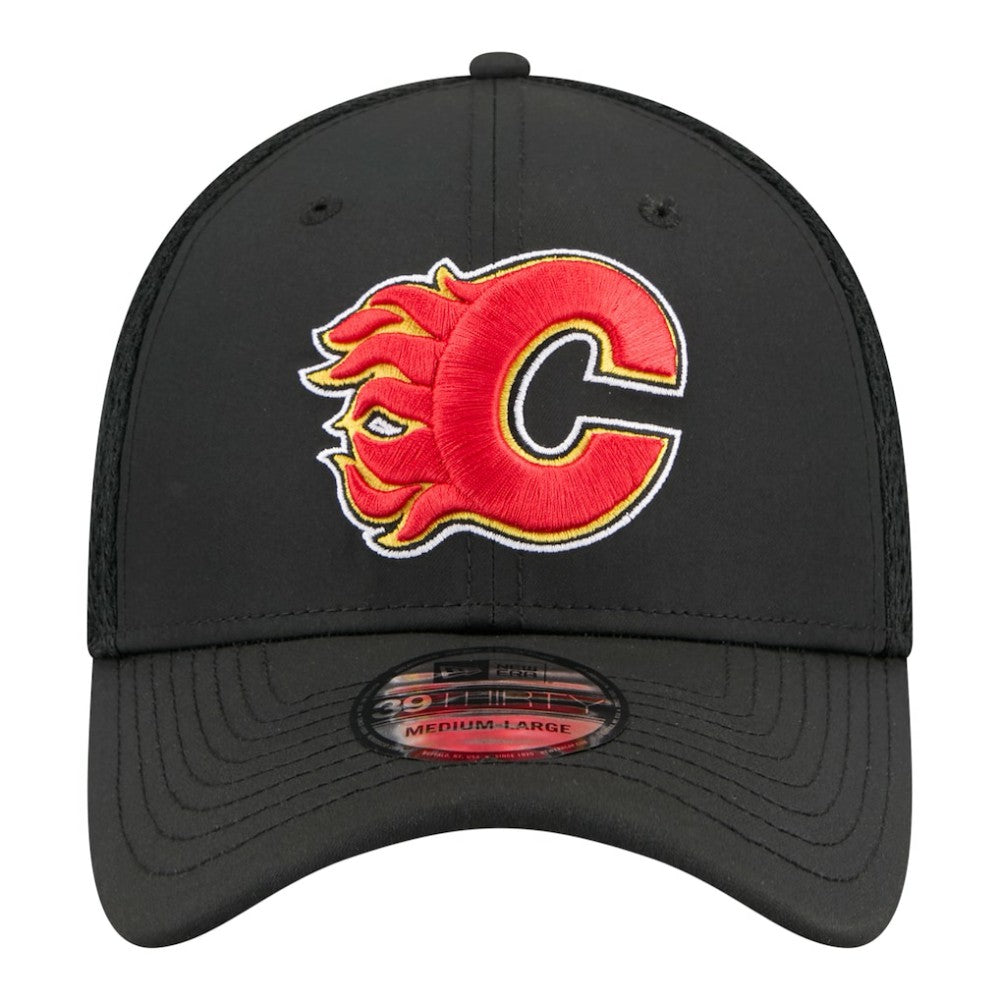 Calgary Flames New Era Logo 39THIRTY Flex Hat Black