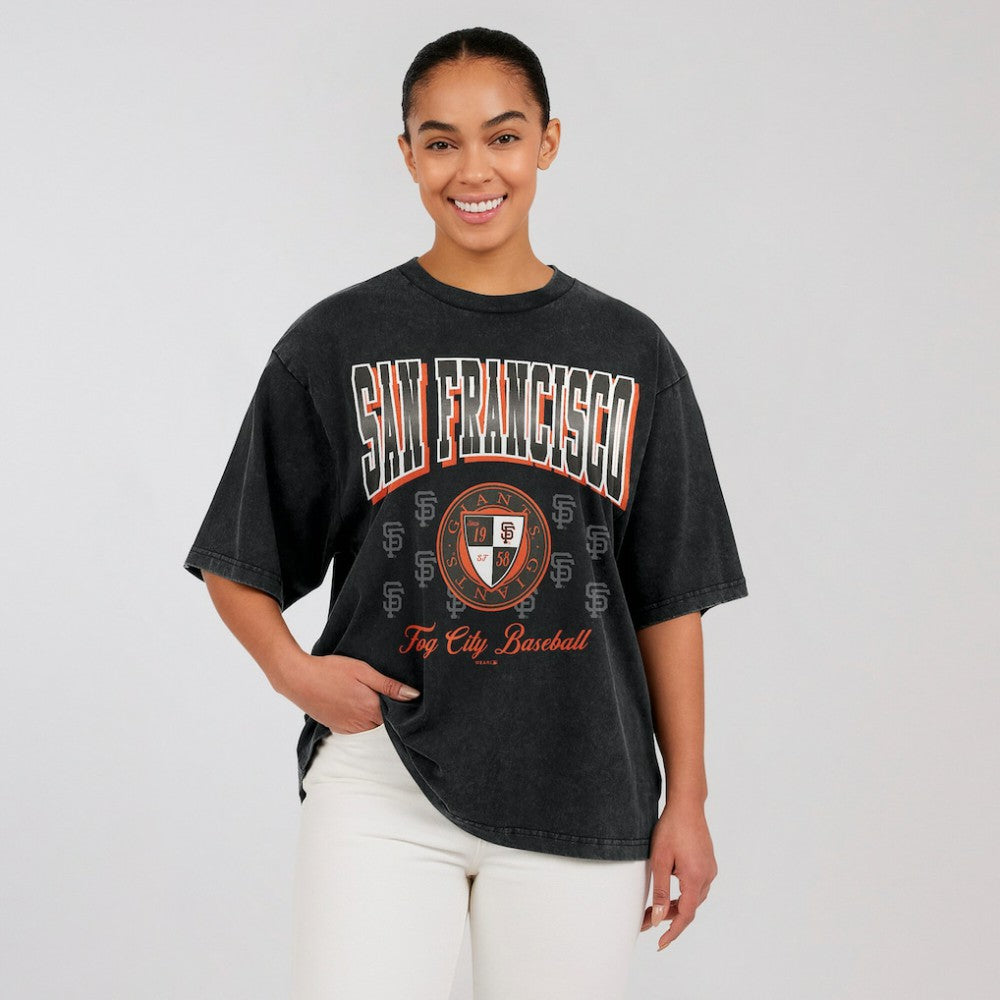 San Francisco Giants WEAR by Erin Andrews Women's Oversized Boyfriend T-Shirt - Black