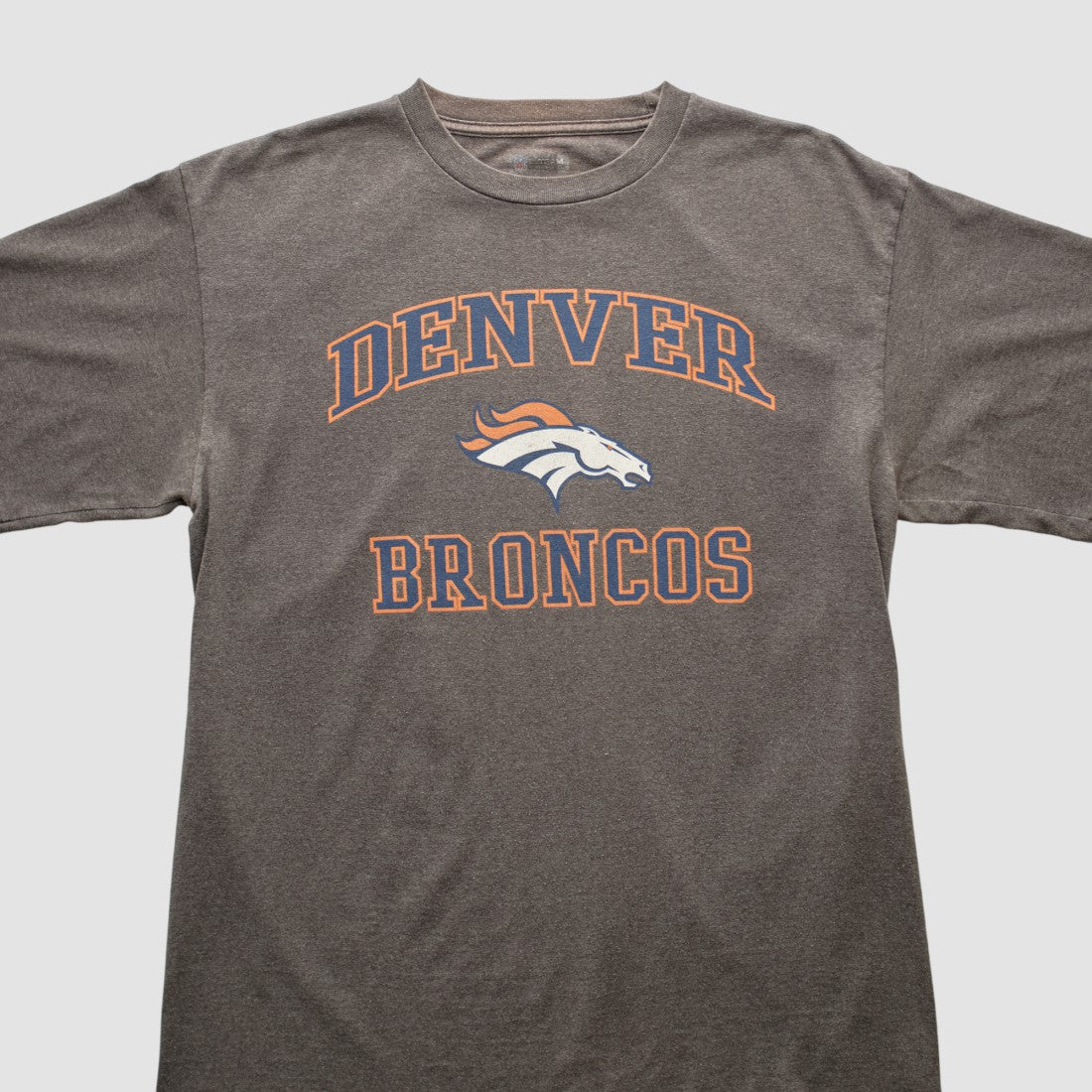 Denver Broncos NFL 2010s T-shirt - Dark Heather Gray Vintage outlet