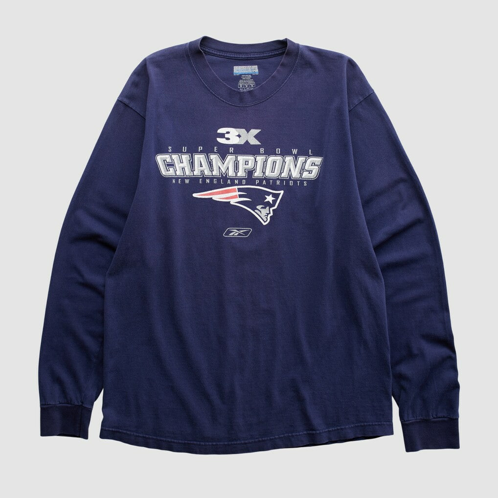 New England Patriots Reebok 2000s Long Sleeve T-shirt - Navy Vintage for sale