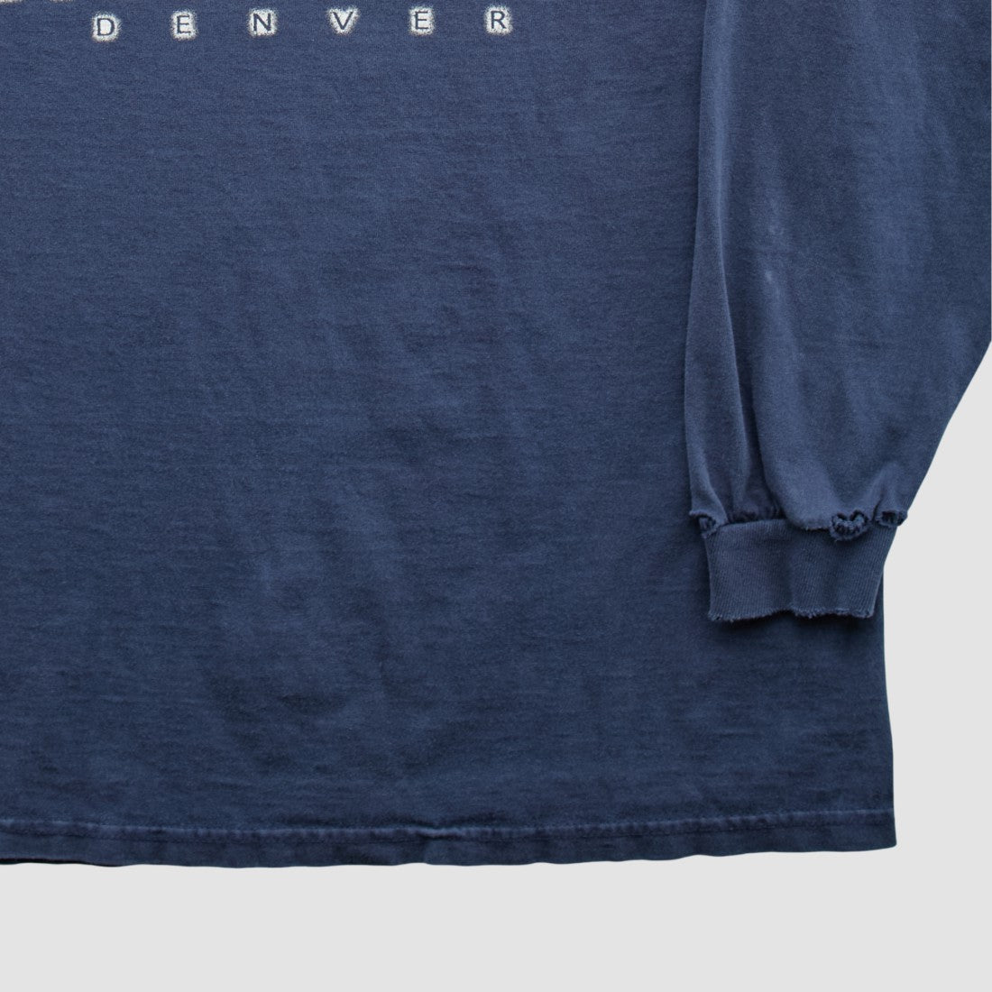 Denver Broncos Delta 2000s Long Sleeve T-shirt - Navy Vintage online