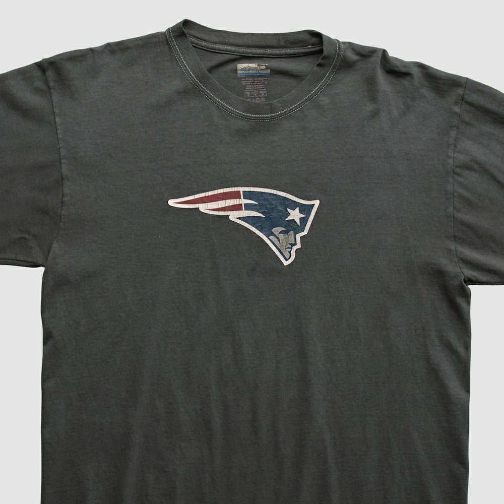 New England Patriots Reebok 2000s Long Sleeve T-shirt - Charcoal Vintage for sale