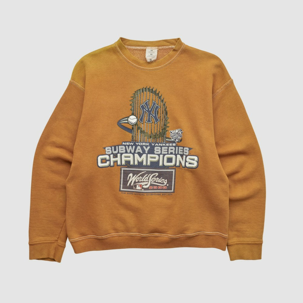 New York Yankees 2000 Pullover Sweatshirt - Clay Vintage