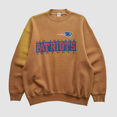 New England Patriots Salem Sportswear 1996 Pullover Sweatshirt - Clay Vintage for sale