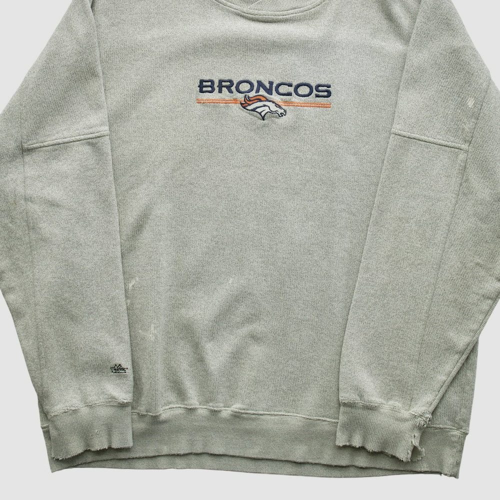 Denver Broncos Majestic 2000s Pullover Sweatshirt - Heather Gray Vintage online