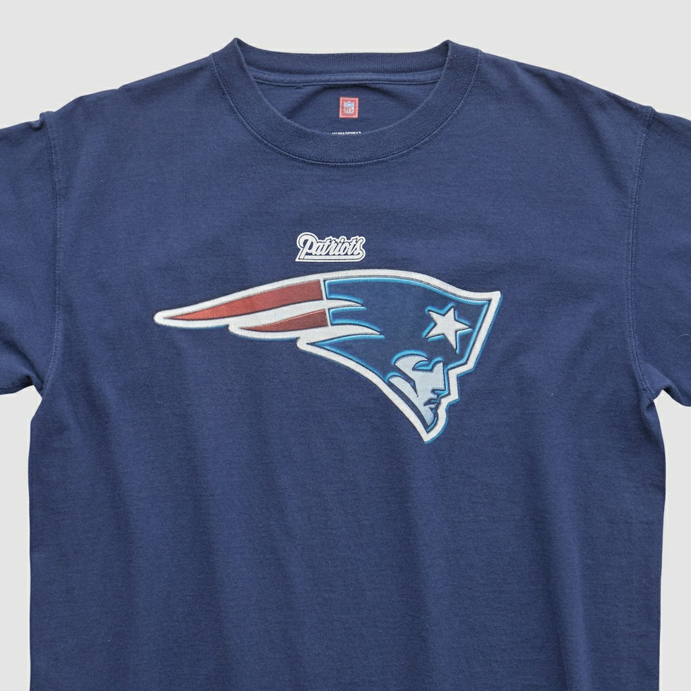 New England Patriots NFL 2000s T-shirt - Navy Vintage on sale