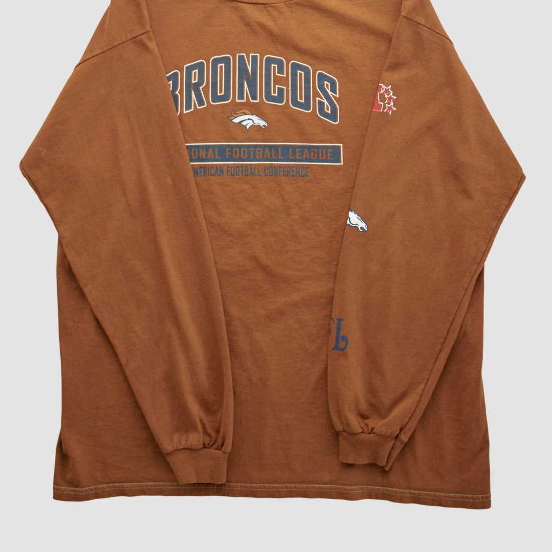 Denver Broncos NFL 2000s Long Sleeve T-shirt - Clay Vintage online