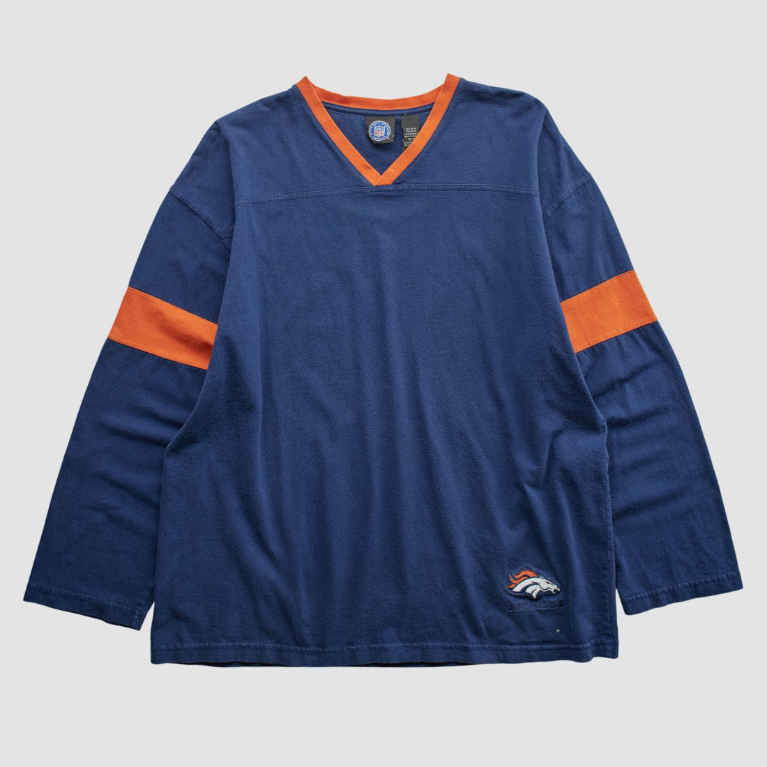 Denver Broncos NFL 2000s Long Sleeve T-shirt - Navy Vintage online