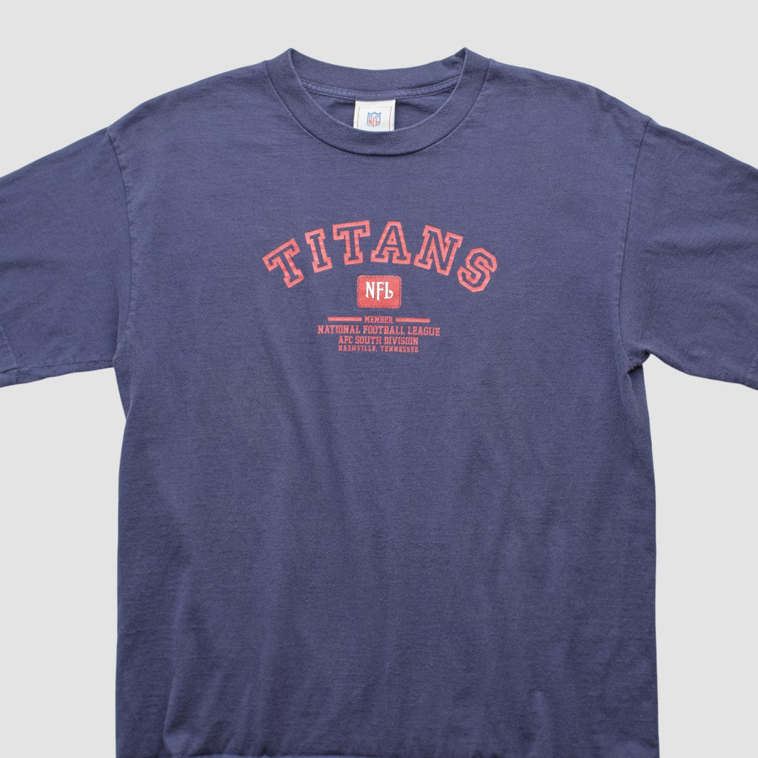 Tennessee Titans NFL 2000s T-shirt - Navy Vintage for sale