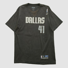 Dallas Mavericks Reebok 2000s T-shirt sale - Black Vintage | Vintage for sale