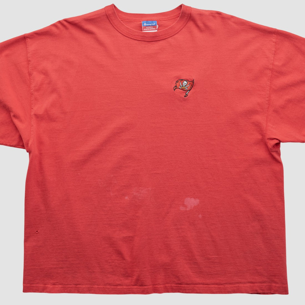 Tampa Bay Buccaneers Champion 2000s T-shirt - Red Vintage outlet